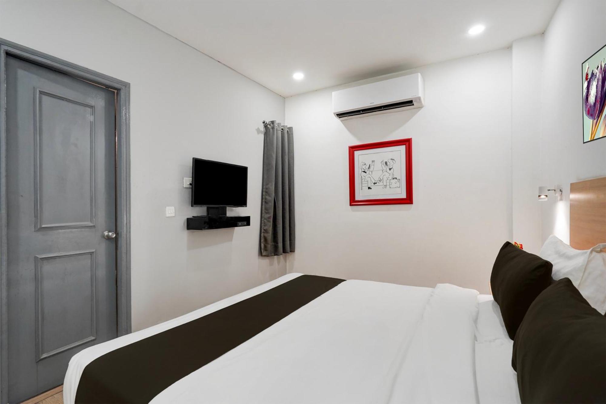 Super Townhouse Gomti Nagar Sector 6 Near Ekana Stadium Lucknow Bagian luar foto