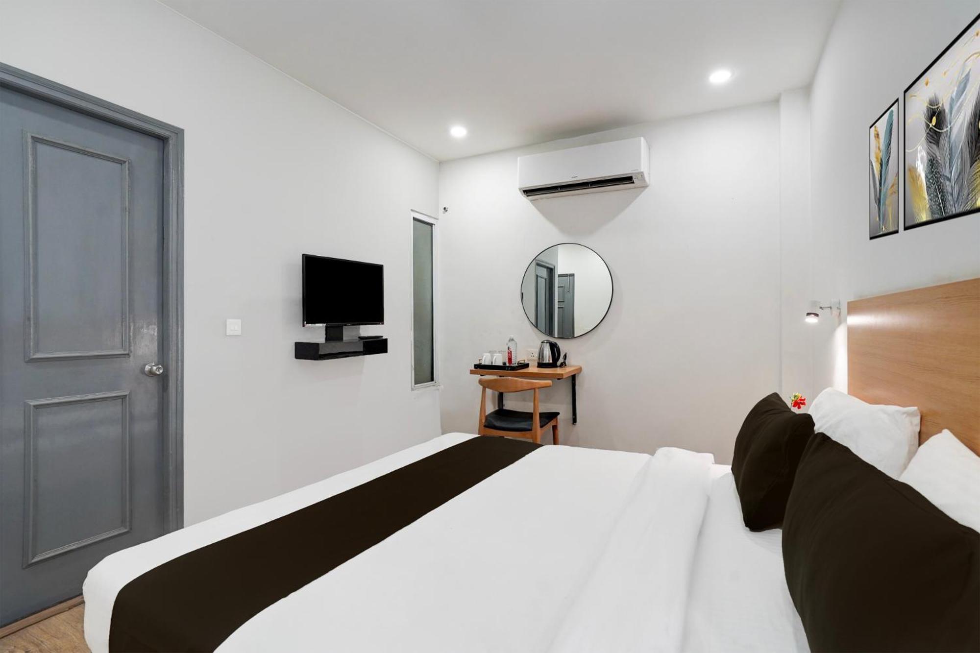 Super Townhouse Gomti Nagar Sector 6 Near Ekana Stadium Lucknow Bagian luar foto